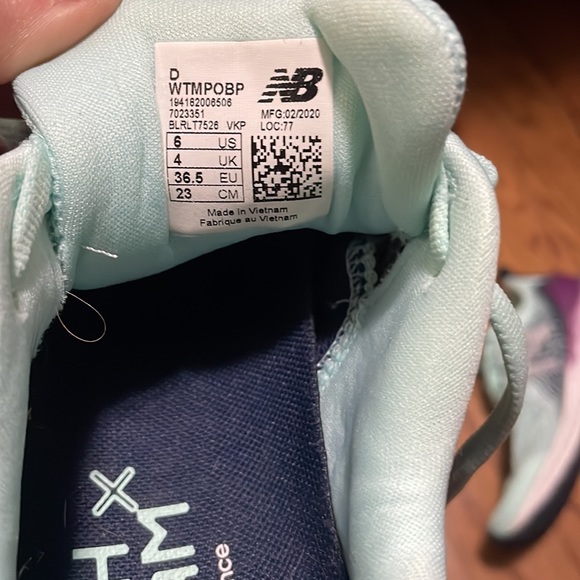 New Balance - Fresh Foam Tempo - Picture 4 of 4